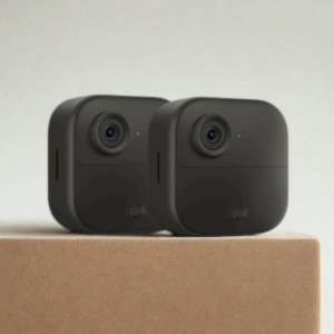 Best Smart Home Surveillance Cameras $150–$200 (5)