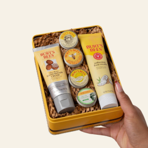 Romantic birthday gifts for a long-distance girlfriend under (5)